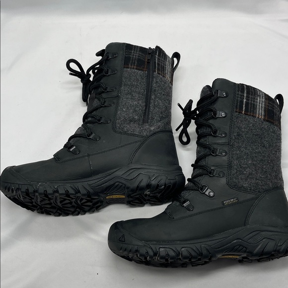 KEEN Women's Greta Tall Waterproof Black Plaid Snow Boots - Picture 3 of 8